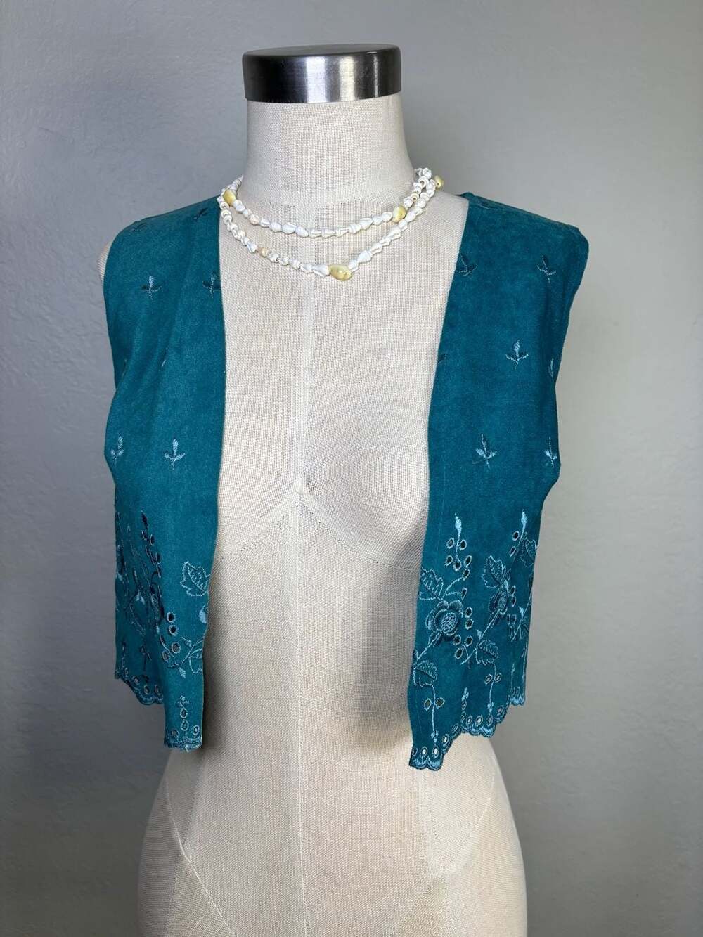 Vintage Suede Floral Embroidered Cropped Vest Turquoise Blue